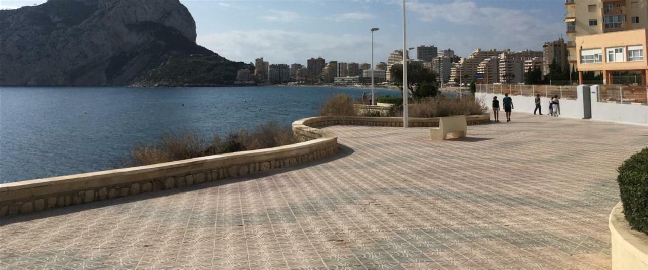En Calpe, Playa De La Fossa *