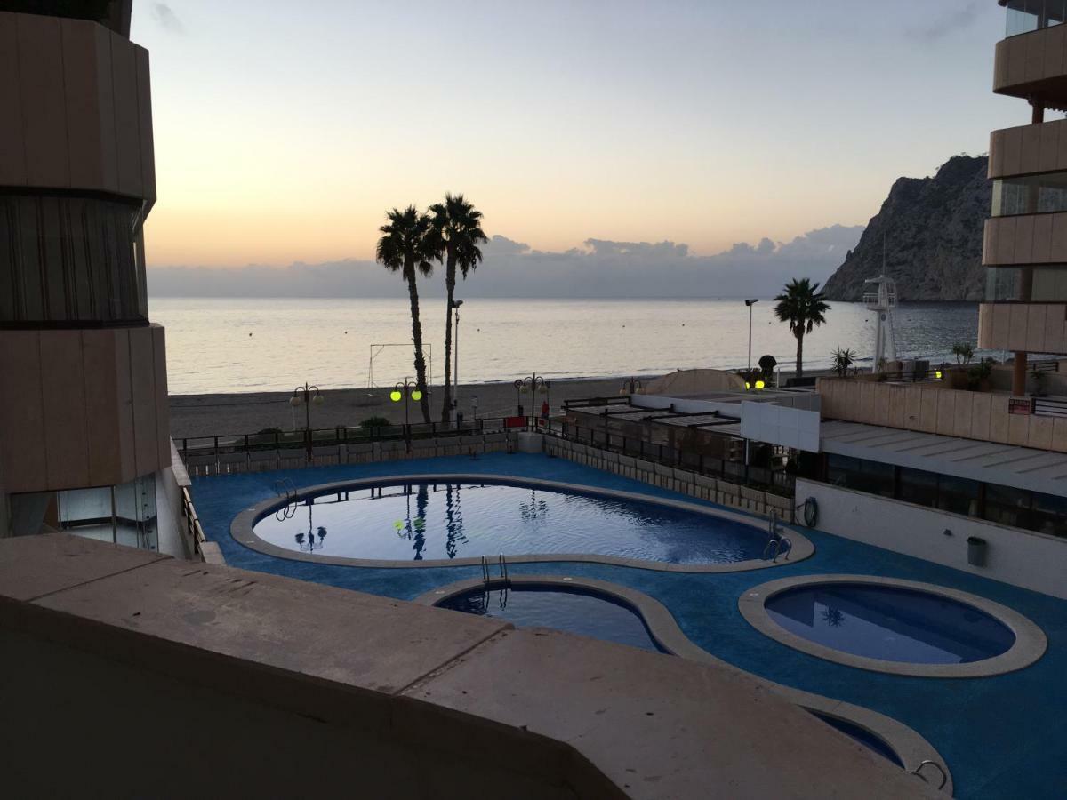 En Calpe, Playa De La Fossa
