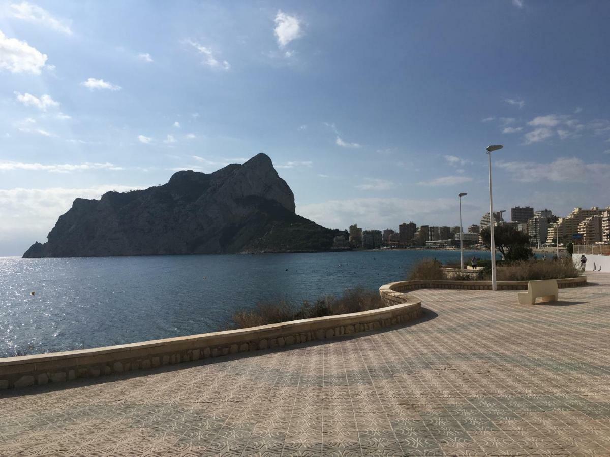En Calpe, Playa De La Fossa